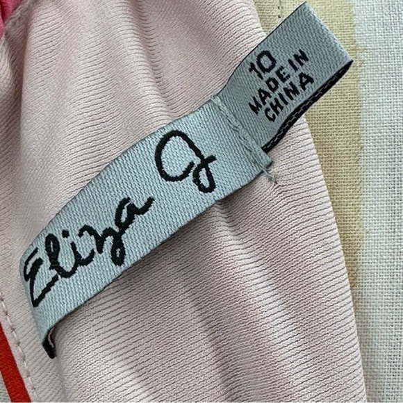 NEW ELIZA J Striped Pleated Halter Maxi Dress Gold Choker Closure Size 10 - Picture 8 of 15